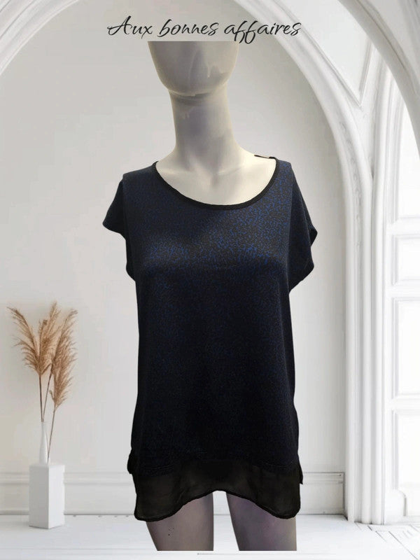 Débardeur bleu et noir